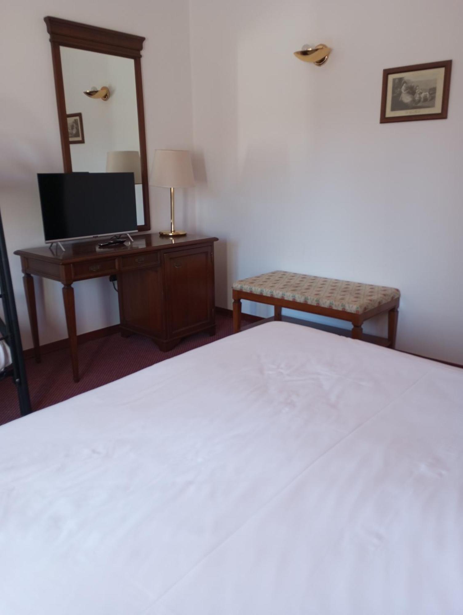 Regina Hotel Pollino Morano Calabro Bagian luar foto